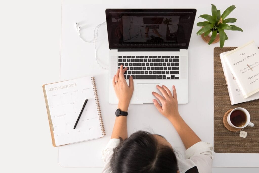 Virtual Assistant 